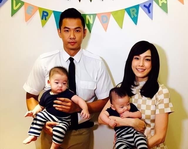 双胞胎吃瓜事件视频