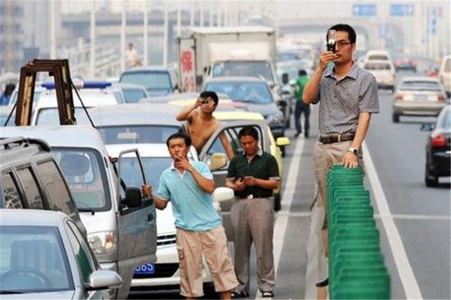 四川南充吃瓜群众事件